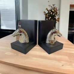 BOOK ENDS WITH HORSE
